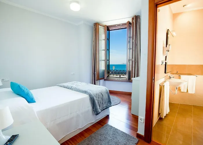 Ξενοδοχείο με διαμερίσματα Zoila 4*